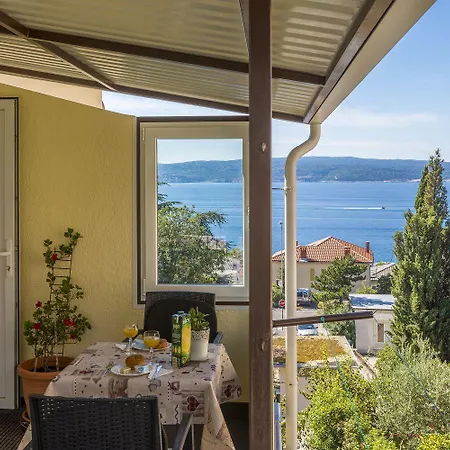 Lejlighed Besonderes Nur 200 Meter Zum Sandstrand Mit Meerblick, Parkplatz, Klima Crikvenica