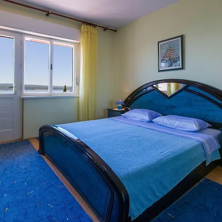 Besonderes Nur 200 Meter Zum Sandstrand Mit Meerblick, Parkplatz, Klima * Crikvenica