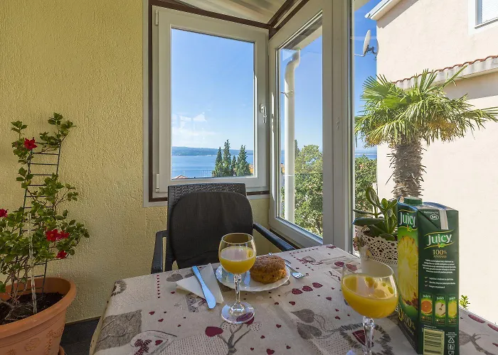 Besonderes Nur 200 Meter Zum Sandstrand Mit Meerblick, Parkplatz, Klima Apartment